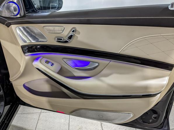 Mercedes-Benz Maybach S-Класс I (X222) Рестайлинг с пробегом 2018 года, цена 4 700 000 рублей, 124280 км, седан, Автокод Объявления