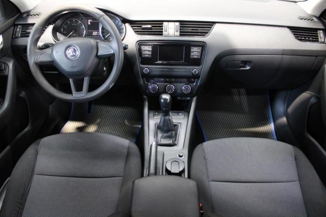 Skoda Octavia III (A7) с пробегом 2015 года, цена 1 057 000 рублей, 220684 км, лифтбек, Автокод Объявления