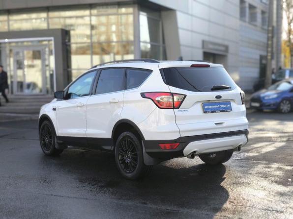 Ford Kuga II Рестайлинг с пробегом 2018 года, цена 2 019 000 рублей, 62075 км, внедорожник, Автокод Объявления