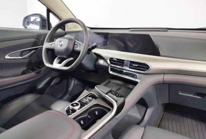 Changan UNI-T I с пробегом 2024 года, цена 2 380 000 рублей, 9436 км, внедорожник, Автокод Объявления