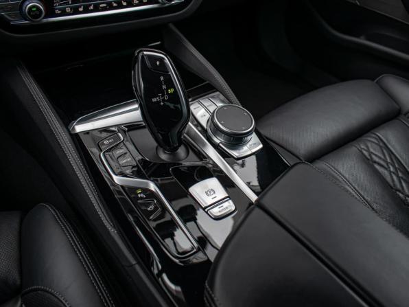 BMW 5 серии VII (G30/G31/G38) Рестайлинг с пробегом 2021 года, цена 5 830 000 рублей, 43525 км, седан, Автокод Объявления