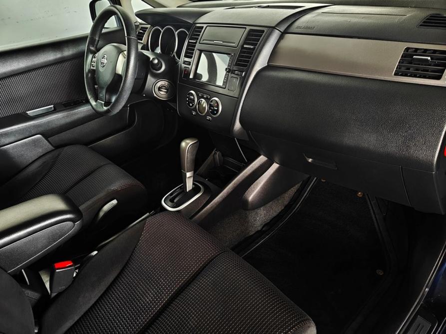 Nissan Tiida I Москва  - изображение 9