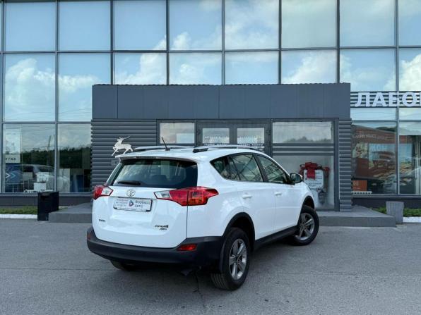Toyota RAV4 IV (XA40) с пробегом 2015 года, цена 2 350 000 рублей, 114000 км, внедорожник, Автокод Объявления