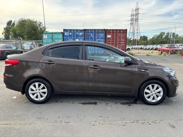 Kia Rio III Рестайлинг с пробегом 2016 года, цена 1 129 000 рублей, 131000 км, седан, Автокод Объявления