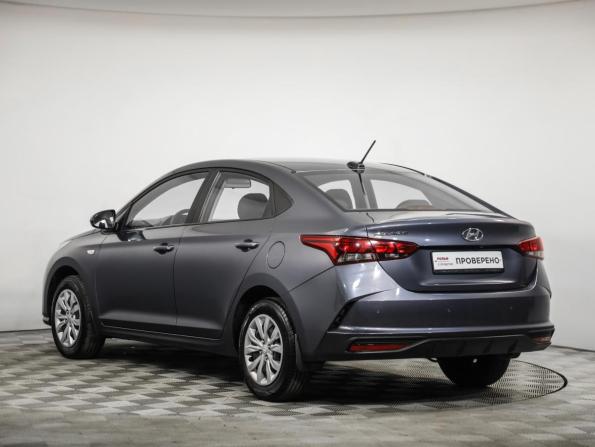 Hyundai Solaris II Рестайлинг с пробегом 2021 года, цена 1 689 777 рублей, 21001 км, седан, Автокод Объявления