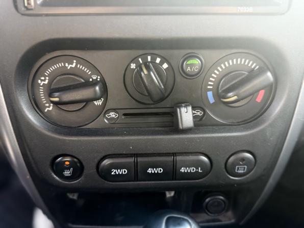 Suzuki Jimny III Рестайлинг 1 с пробегом 2008 года, цена 640 000 рублей, 233267 км, внедорожник, Автокод Объявления