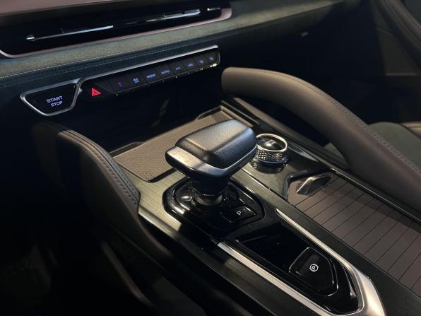 Geely Monjaro I с пробегом 2023 года, цена 3 235 000 рублей, 50387 км, внедорожник, Автокод Объявления