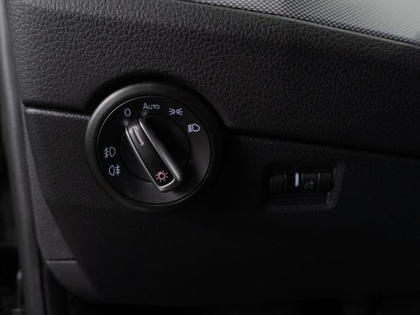 Volkswagen Multivan T6 с пробегом 2018 года, цена 4 719 000 рублей, 146936 км, минивэн, Автокод Объявления