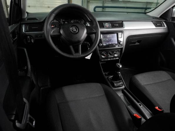 Skoda Rapid I Рестайлинг с пробегом 2019 года, цена 1 070 000 рублей, 117290 км, лифтбек, Автокод Объявления