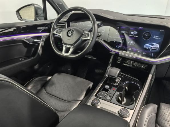 Volkswagen Touareg III с пробегом 2019 года, цена 5 099 000 рублей, 120673 км, внедорожник, Автокод Объявления