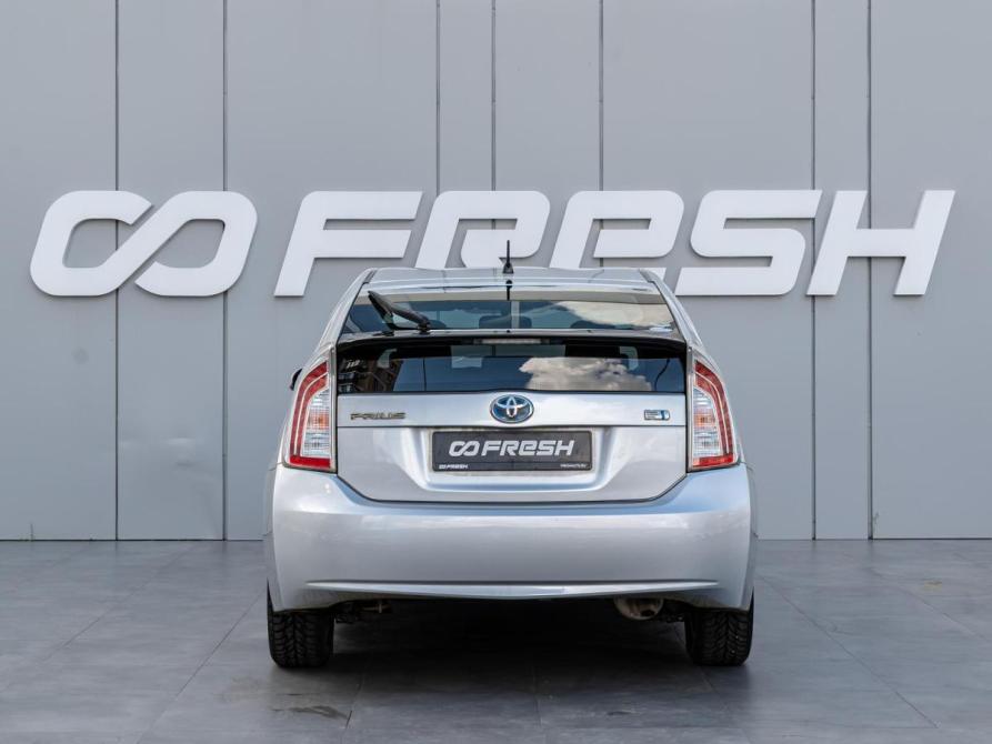 Toyota Prius III Рестайлинг (XW30) Краснодар  - изображение 4
