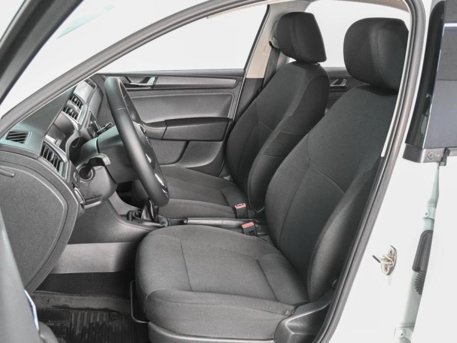 Skoda Rapid I Рестайлинг Ростов-на-Дону  - изображение 10