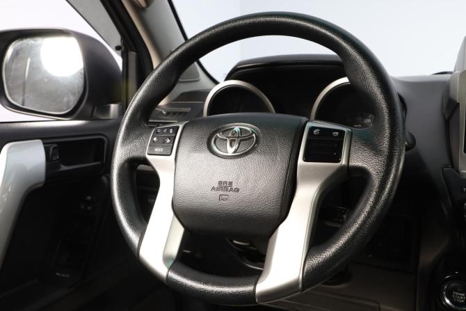 Toyota Land Cruiser Prado 150 Series Рестайлинг 1 с пробегом 2014 года, цена 3 599 000 рублей, 160000 км, внедорожник, Автокод Объявления