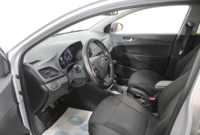 Hyundai Solaris II Рестайлинг с пробегом 2020 года, цена 1 600 000 рублей, 164319 км, седан, Автокод Объявления