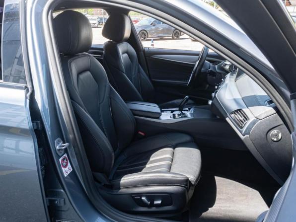 BMW 5 серии VII (G30/G31/G38) с пробегом 2017 года, цена 3 780 000 рублей, 133962 км, седан, Автокод Объявления