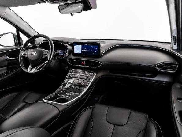 Hyundai Santa Fe IV Рестайлинг с пробегом 2023 года, цена 3 799 000 рублей, 93210 км, внедорожник, Автокод Объявления