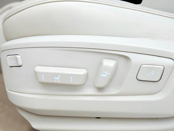 Lexus ES VI с пробегом 2013 года, цена 1 850 000 рублей, 203950 км, седан, Автокод Объявления