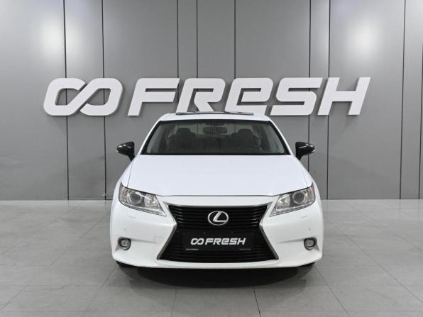 Lexus ES VI с пробегом 2015 года, цена 2 299 000 рублей, 193055 км, седан, Автокод Объявления