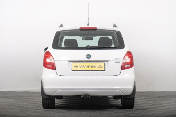 Skoda Fabia II Рестайлинг с пробегом 2011 года, цена 679 000 рублей, 156000 км, универсал, Автокод Объявления