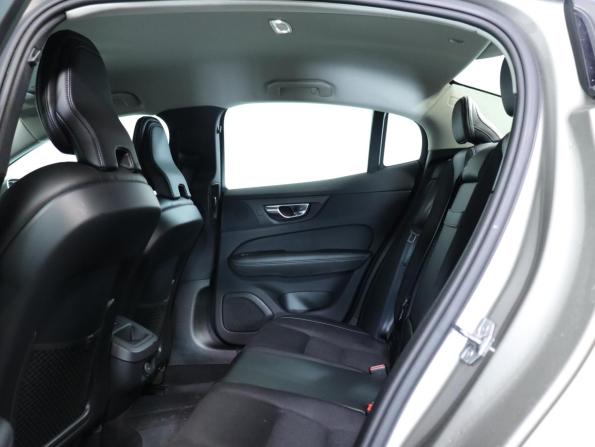 Volvo S60 III с пробегом 2020 года, цена 2 990 000 рублей, 81460 км, седан, Автокод Объявления