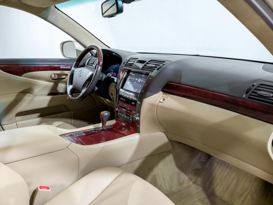 Lexus LS IV Москва  - изображение 11