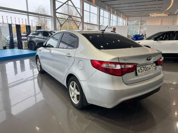 Kia Rio III с пробегом 2013 года, цена 895 000 рублей, 75570 км, седан, Автокод Объявления