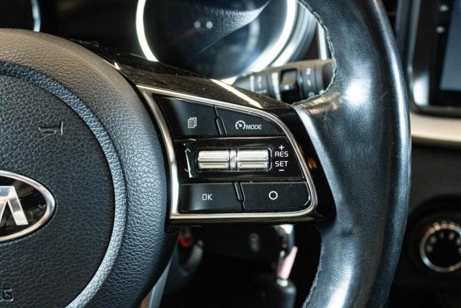 Kia Ceed III с пробегом 2020 года, цена 1 719 000 рублей, 111060 км, универсал, Автокод Объявления