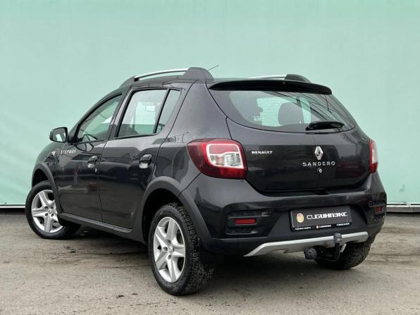Renault Sandero II с пробегом 2018 года, цена 1 100 000 рублей, 119256 км, хэтчбек, Автокод Объявления