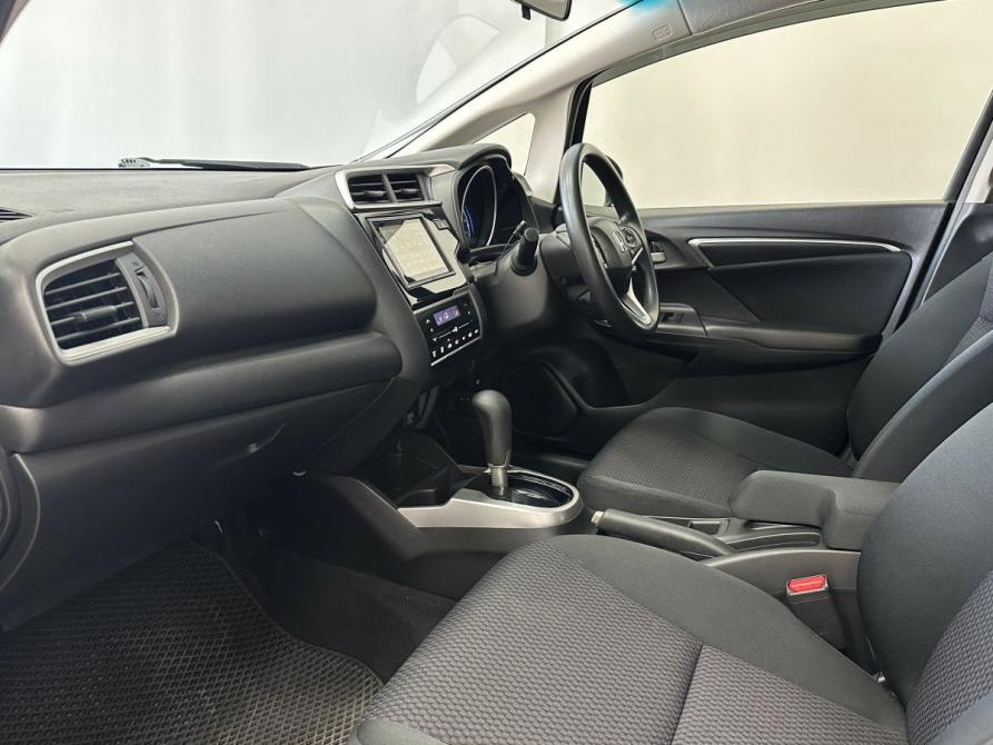 Honda Fit III Рестайлинг Красноярск  - изображение 20