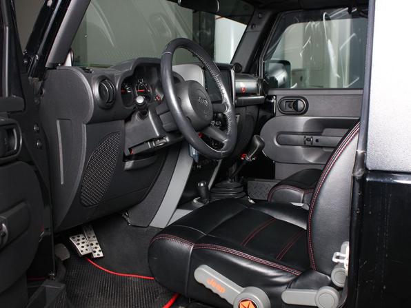 Jeep Wrangler III (JK) с пробегом 2008 года, цена 2 799 000 рублей, 75478 км, внедорожник, Автокод Объявления