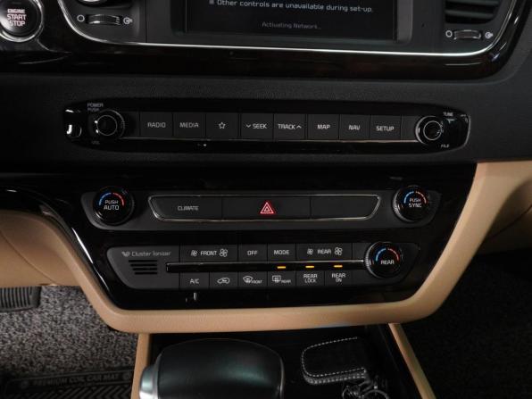 Kia Carnival III с пробегом 2018 года, цена 3 520 000 рублей, 97291 км, минивэн, Автокод Объявления