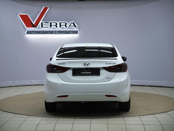 Hyundai Elantra V (MD) с пробегом 2013 года, цена 900 000 рублей, 155738 км, седан, Автокод Объявления