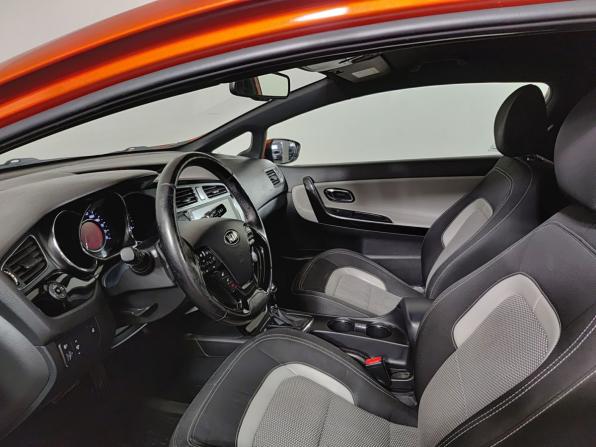 Kia Ceed II с пробегом 2013 года, цена 920 000 рублей, 166639 км, хэтчбек, Автокод Объявления
