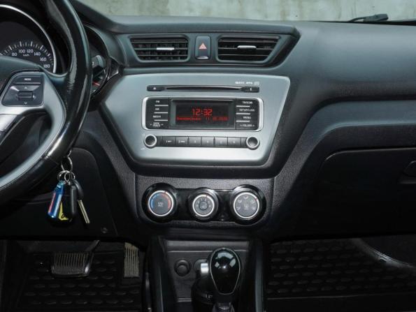 Kia Rio III Рестайлинг с пробегом 2016 года, цена 1 069 000 рублей, 67677 км, седан, Автокод Объявления