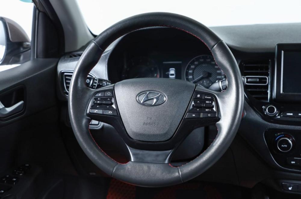Hyundai Solaris II Рестайлинг Новосибирск  - изображение 12