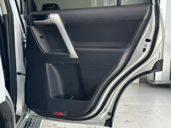 Toyota Land Cruiser Prado 150 Series Рестайлинг 3 с пробегом 2021 года, цена 7 550 000 рублей, 56900 км, внедорожник, Автокод Объявления