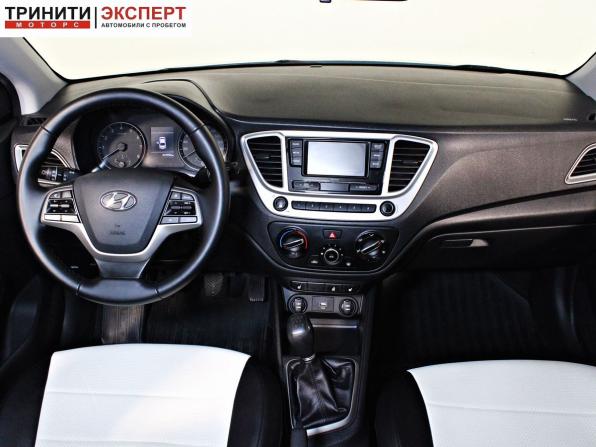 Hyundai Solaris II с пробегом 2019 года, цена 997 000 рублей, 223933 км, седан, Автокод Объявления