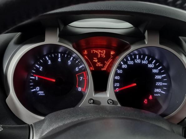 Nissan Juke I с пробегом 2012 года, цена 799 000 рублей, 174241 км, внедорожник, Автокод Объявления