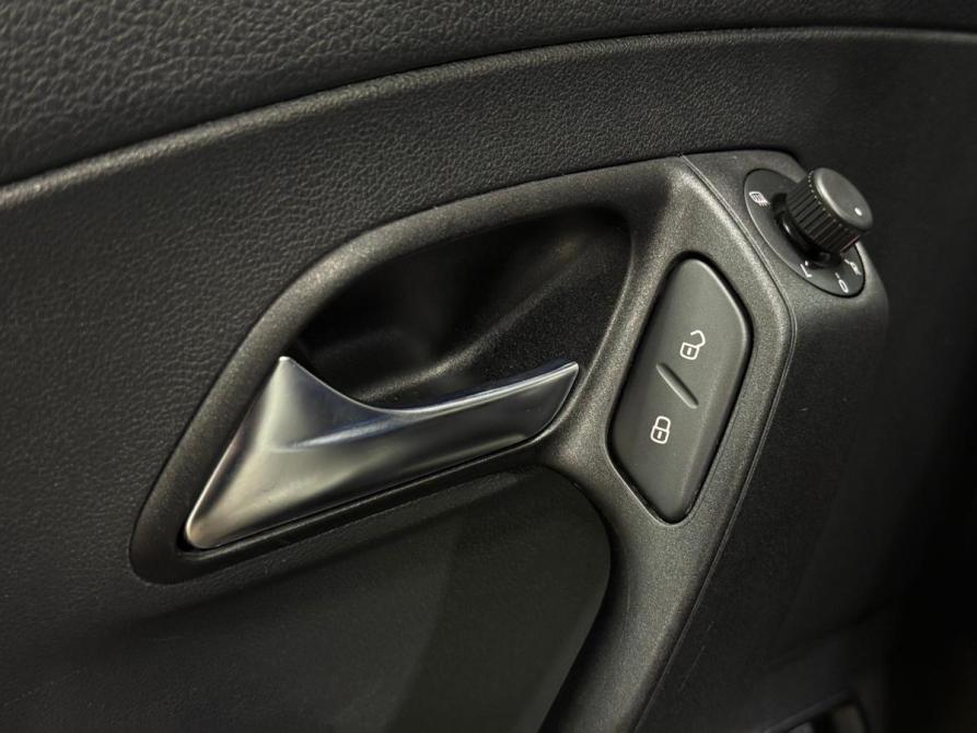 Volkswagen Polo V Рестайлинг Челябинск  - изображение 14
