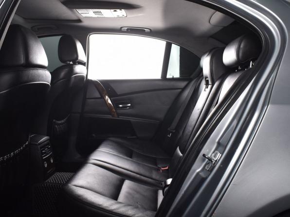 BMW 5 серии V (E60/E61) с пробегом 2005 года, цена 1 099 997 рублей, 320581 км, седан, Автокод Объявления