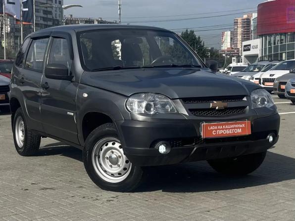 Chevrolet Niva I Рестайлинг с пробегом 2013 года, цена 560 000 рублей, 53000 км, внедорожник, Автокод Объявления