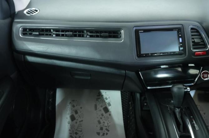Honda Vezel I с пробегом 2015 года, цена 1 429 000 рублей, 114000 км, внедорожник, Автокод Объявления
