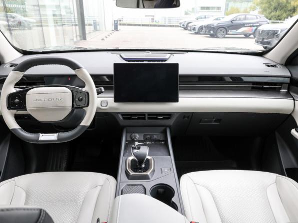 JETOUR DASHING I с пробегом 2023 года, цена 1 898 000 рублей, 63289 км, внедорожник, Автокод Объявления