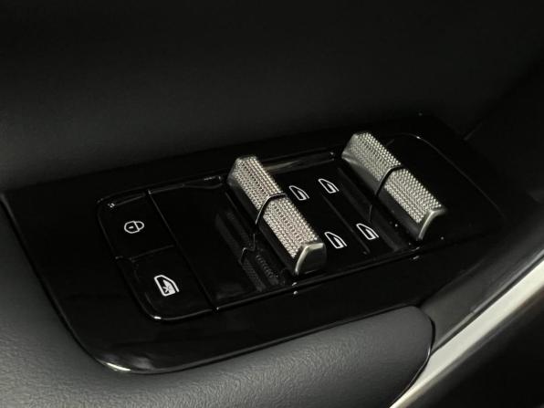 Geely Atlas II с пробегом 2024 года, цена 3 150 000 рублей, 20904 км, внедорожник, Автокод Объявления