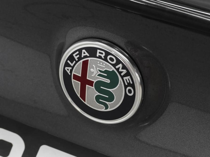 Alfa Romeo Giulia II (952) Рестайлинг Ростов-на-Дону  - изображение 11