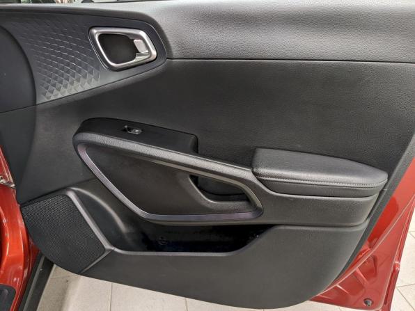 Kia Soul III с пробегом 2022 года, цена 2 190 000 рублей, 115455 км, хэтчбек, Автокод Объявления