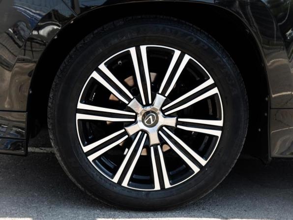 Lexus LX III Рестайлинг 2 с пробегом 2020 года, цена 10 950 000 рублей, 87577 км, внедорожник, Автокод Объявления