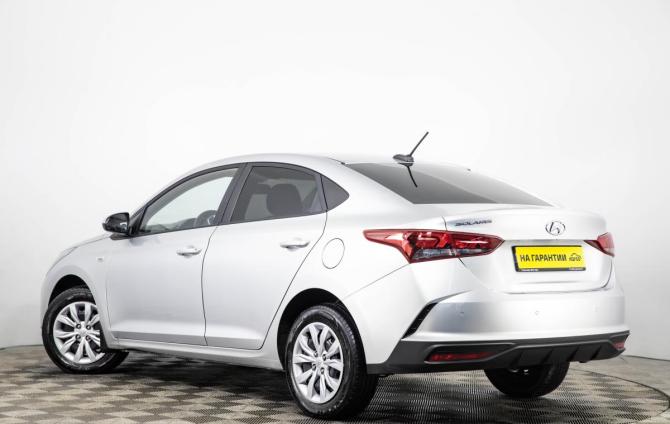 Hyundai Solaris I с пробегом 2024 года, цена 2 009 000 рублей, 37500 км, седан, Автокод Объявления