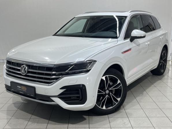Volkswagen Touareg III с пробегом 2018 года, цена 3 655 000 рублей, 389636 км, внедорожник, Автокод Объявления