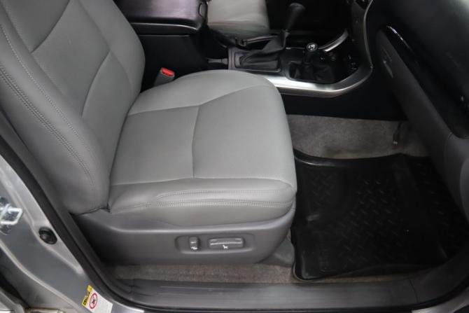 Toyota Land Cruiser Prado 120 Series с пробегом 2007 года, цена 1 795 950 рублей, 247172 км, внедорожник, Автокод Объявления